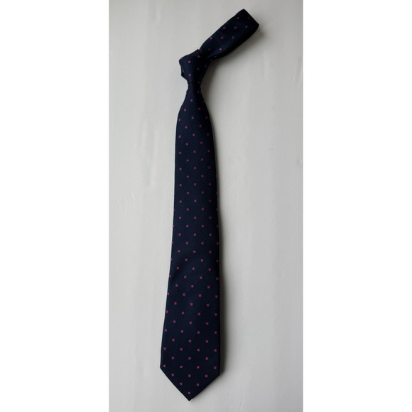 CHARLES TYRWHITT Men's 100% Silk Necktie Designer Navy Blue Pink Polka Dots EUC - Picture 3 of 9